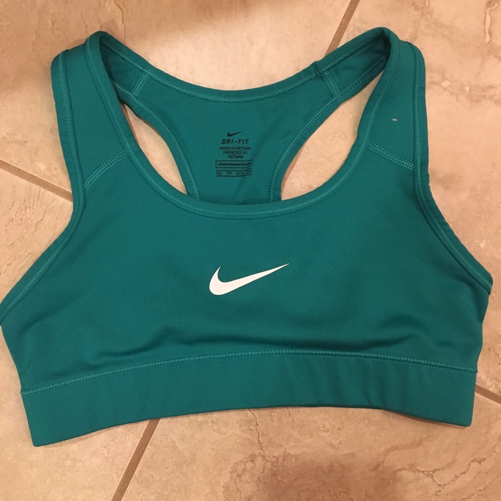 Nike Dri-fit sports bra